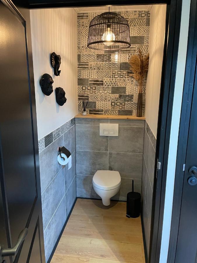 De Heerlykheid Wemeldinge, Vlak Bij Strand En Bos, Ruime Vakantiewoning Met Eigen Patio In De Karakteristieke Dorpsstraat エクステリア 写真
